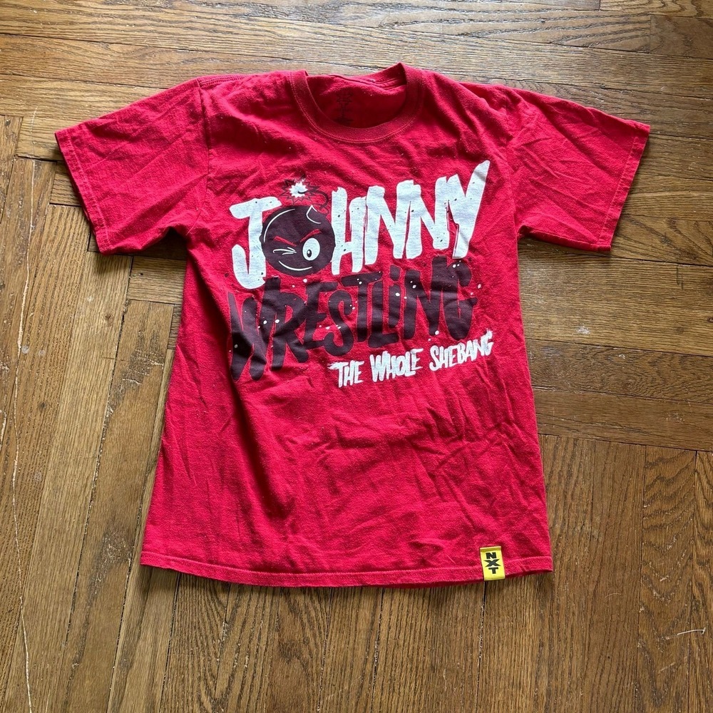 WWE NXT Johnny Gargano Johnny Wrestling T-Shirt Red Size Small The Whole Shebang
